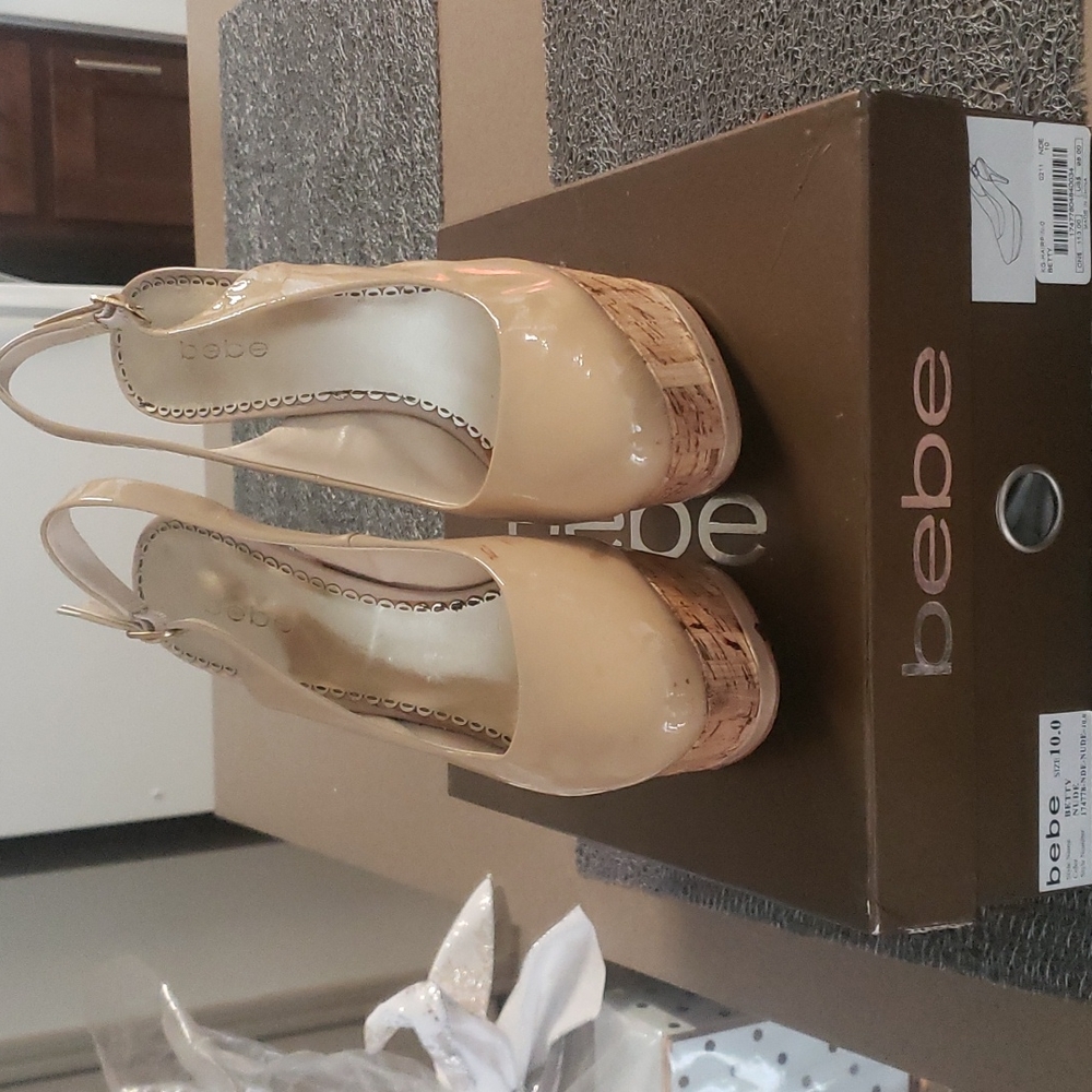 bebe Betty Nude